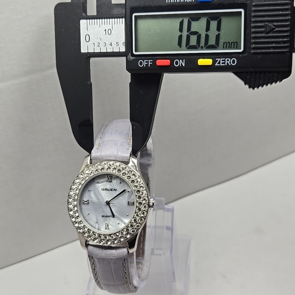Womens Gruen Pave Crystal Lavender Watch Silver MOP Purple Leather New Battery - Picture 5 of 12